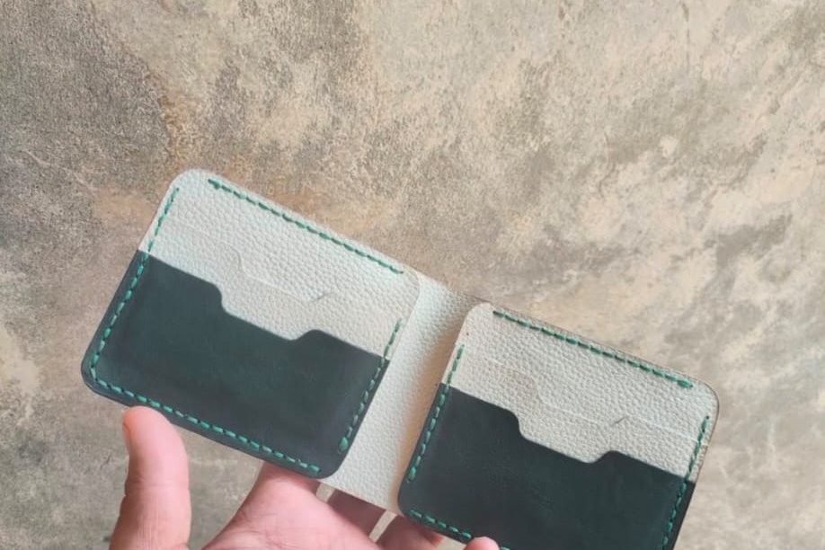 Bifold, Long Wallet or Card Holder? How to Choose the Right Wallet
