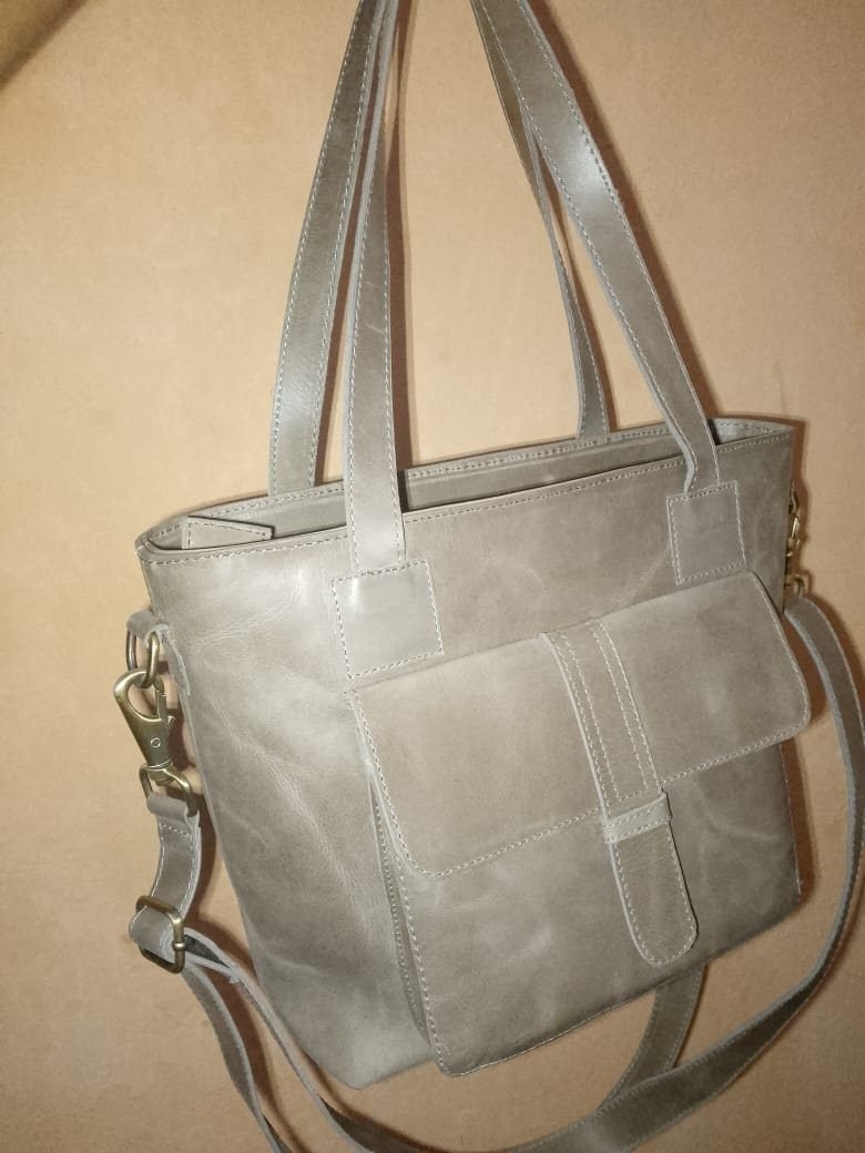 Classic Leather Tote Bag with Front Pocket - view 3
