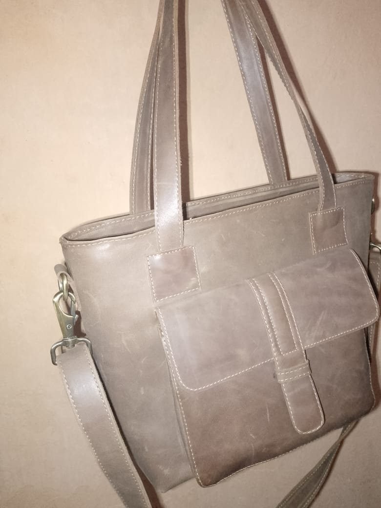 Classic Leather Tote Bag with Front Pocket - view 8