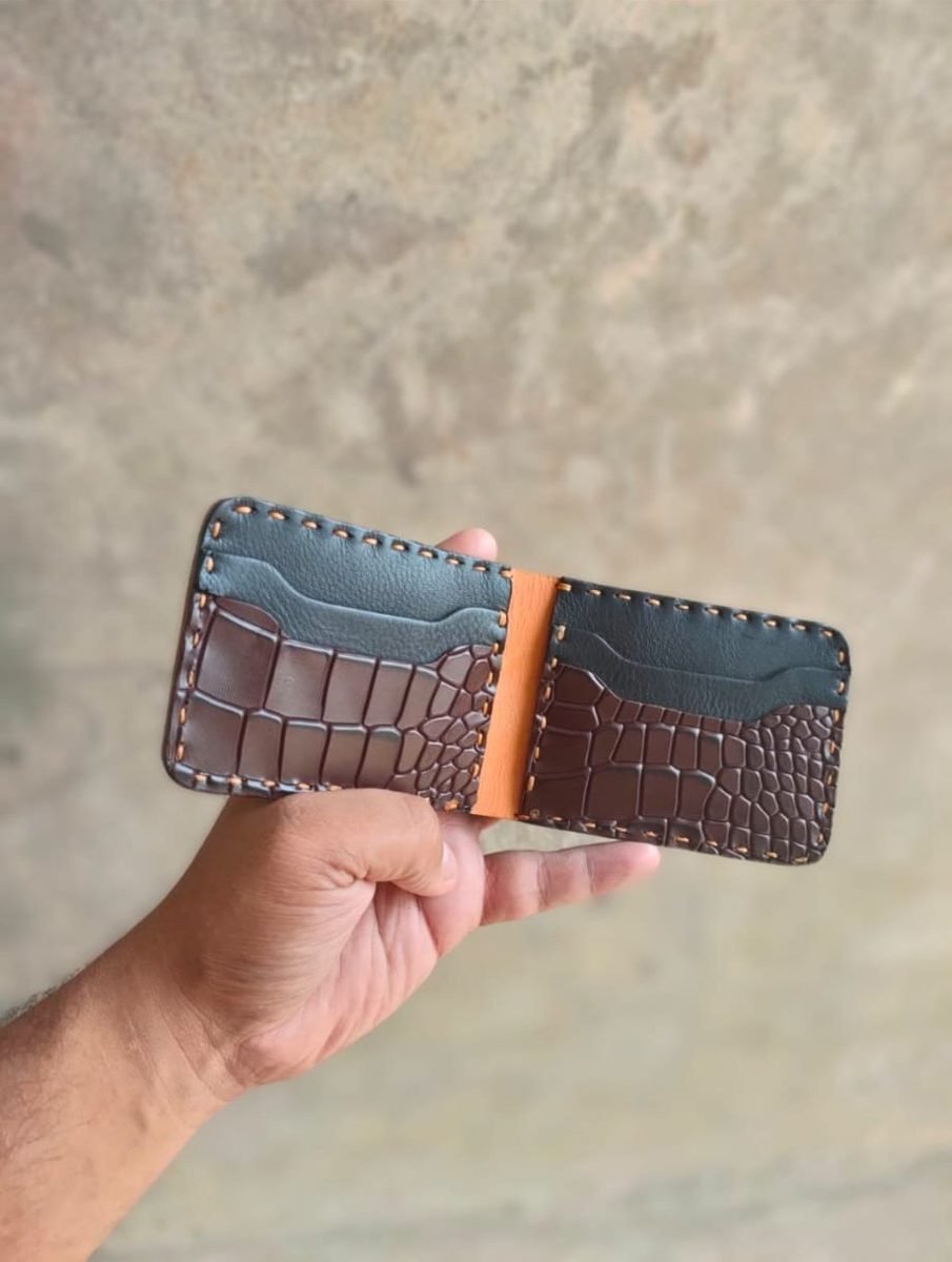 Croc-Embossed Bifold Wallet - view 10
